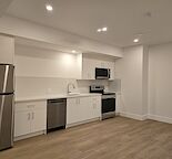 Steps to 17th Ave | 1 Bed Lower Suite | Inner-City