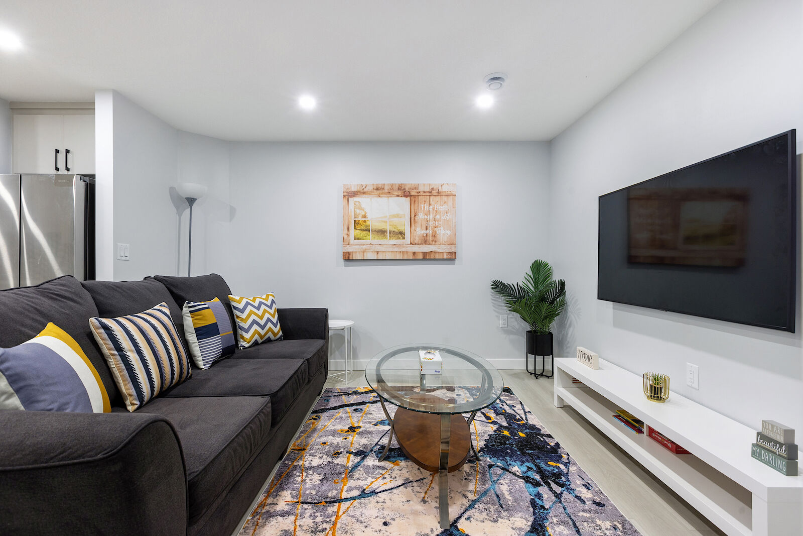 Calgary 2 bedrooms Basement for rent. Property photo: 705587-1