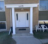 2 Bedroom apartment, bright and centrally located