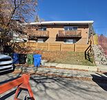 Well kept 2 Bedroom Suite with 1.5 bath and own Laundry