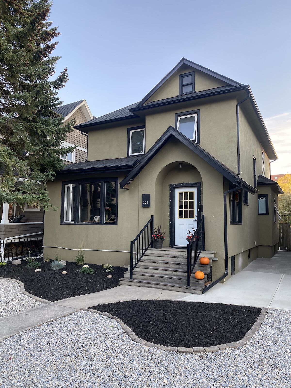 Calgary 2 bedrooms House for rent. Property photo: 70672-1
