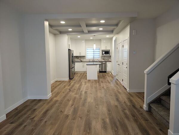 Edmonton 3 bedrooms Main Floor for rent. Property photo: 707880-3