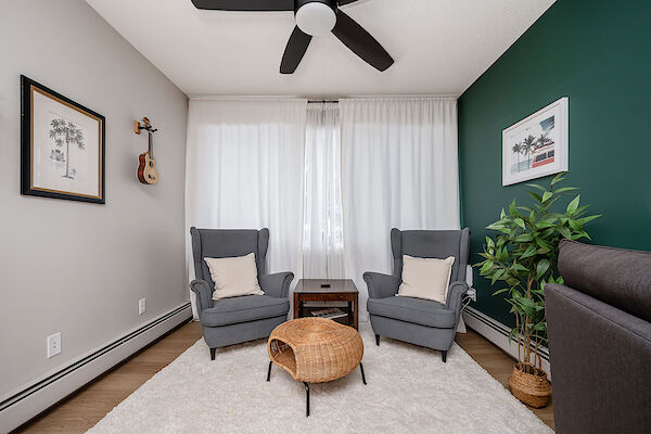Calgary 2 bedrooms Condo Unit for rent. Property photo: 707952-3