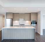 Luxurious and Modern 2 Bedroom 2 Bath Corner Unit! Parking Included