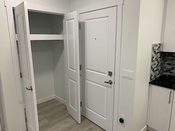 Calgary 2 bedrooms Basement for rent. Property photo: 708147-2