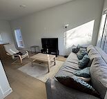 Bright 3-Bedroom Corner Townhouse – Bridgeland