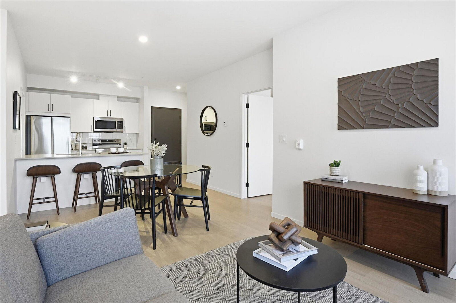Saskatoon 1 bedrooms Apartment for rent. Property photo: 709090-1