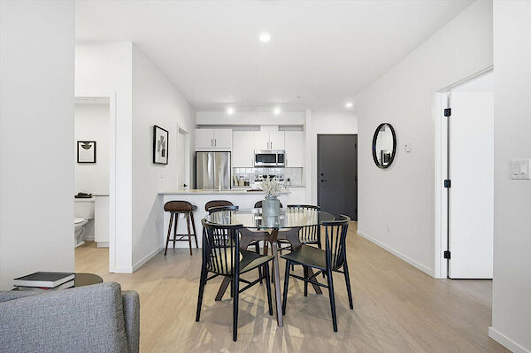 Saskatoon 1 bedrooms Apartment for rent. Property photo: 709090-2