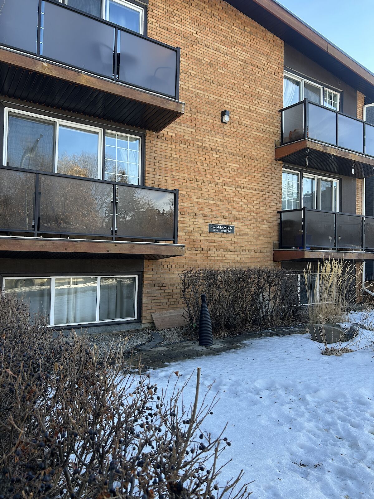 Calgary 1 bedroom Apartment for rent. Property photo: 709290-1