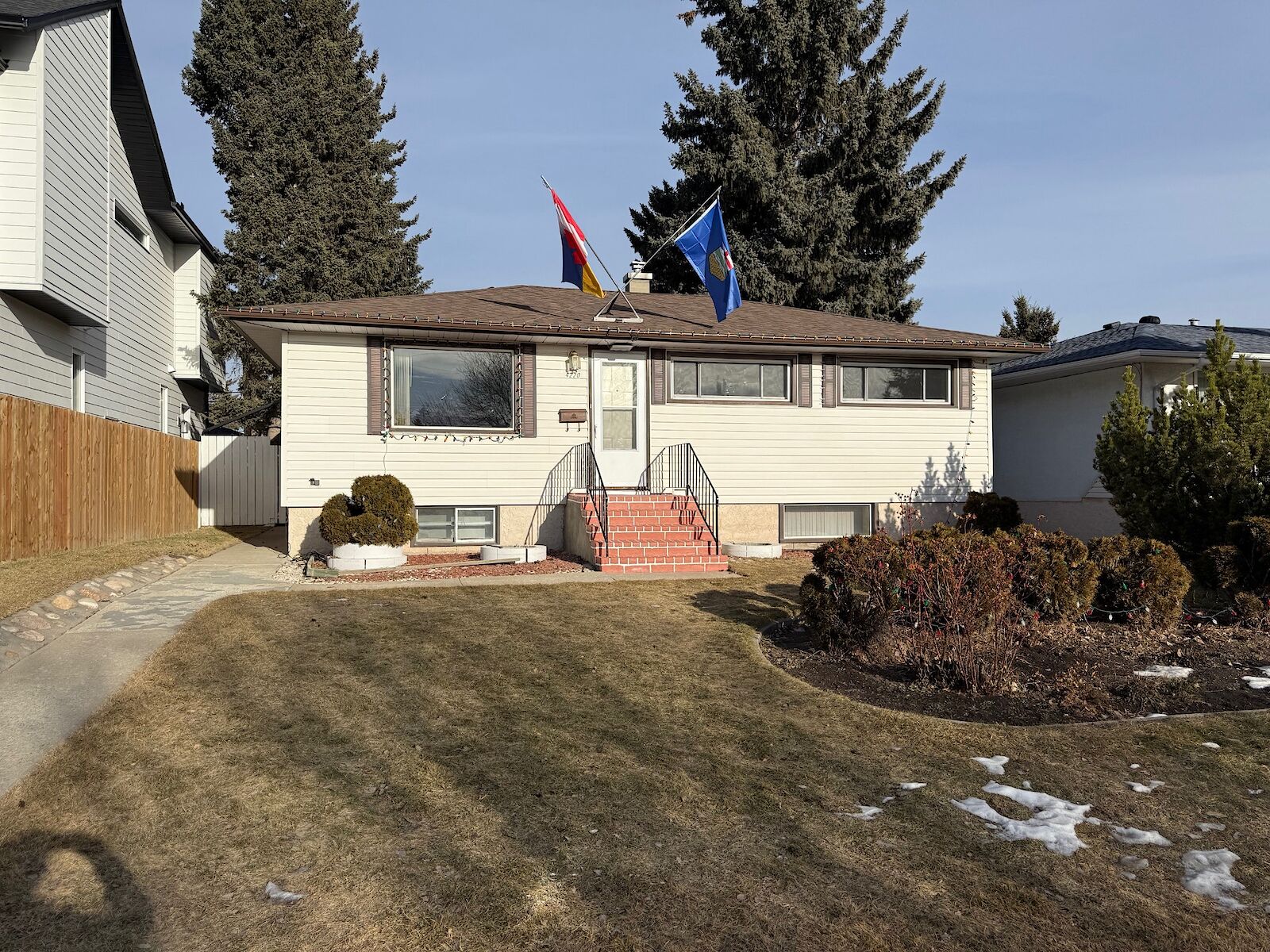 Calgary 3 bedrooms Main Floor for rent. Property photo: 709738-1