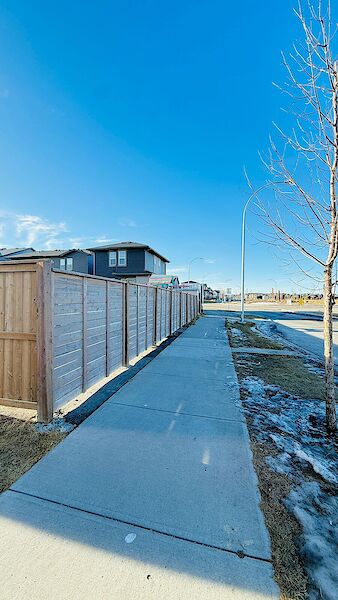 Calgary 3 bedrooms House for rent. Property photo: 710388-2