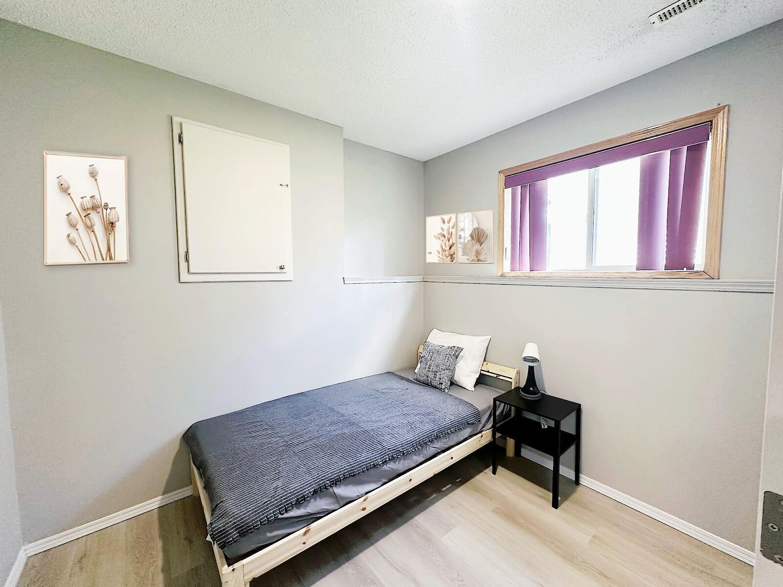 Calgary 1 bedroom Room For Rent for rent. Property photo: 711488-1