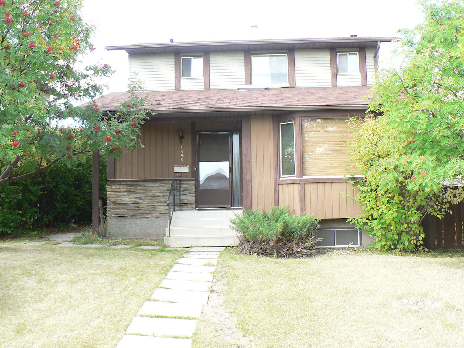 Calgary 3 bedrooms House for rent. Property photo: 71254-1
