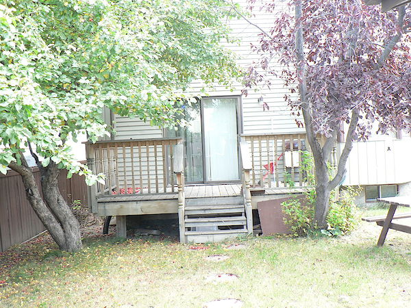 Calgary 3 bedrooms House for rent. Property photo: 71254-2