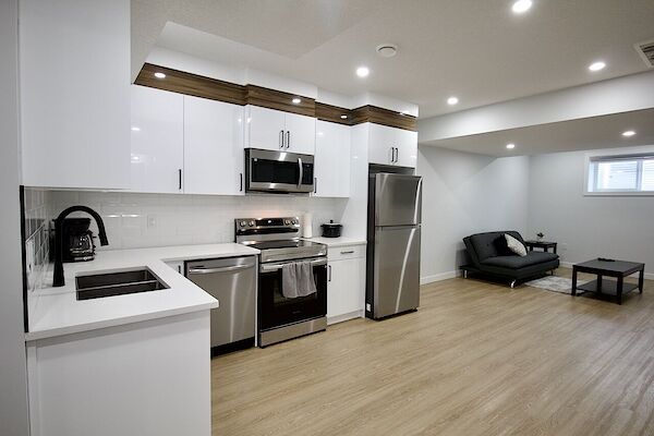 Montrose 2 Bed 1 Bath Basement Suite with Private Entrance NOW FOR RENT!