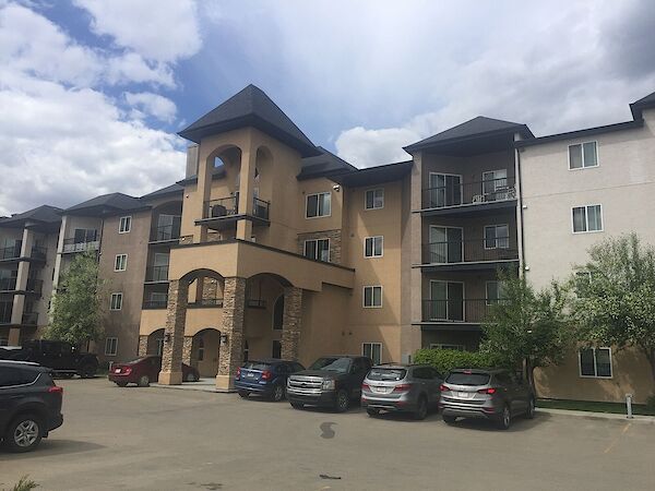 Edmonton 2 bedrooms House for rent. Property photo: 712718-2