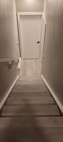 Calgary 2 bedrooms Basement for rent. Property photo: 713629-2