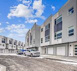 3 Bed & 3 Full bath Townhouse in Panorama Hills - Quiet & Family neighbourgood