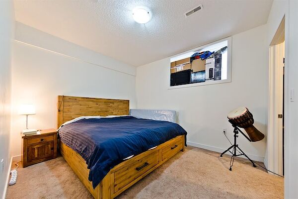 Calgary 1 bedroom Basement for rent. Property photo: 714612-2