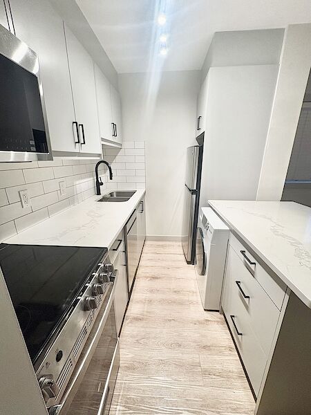 Calgary 1 bedroom Condo Unit for rent. Property photo: 714670-3