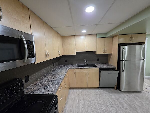 Calgary 2 bedrooms Basement for rent. Property photo: 716184-2