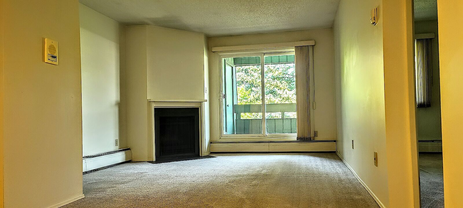 Calgary 1 bedrooms Apartment for rent. Property photo: 716319-1