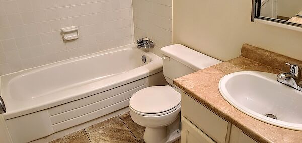 Calgary 1 bedrooms Apartment for rent. Property photo: 716319-3