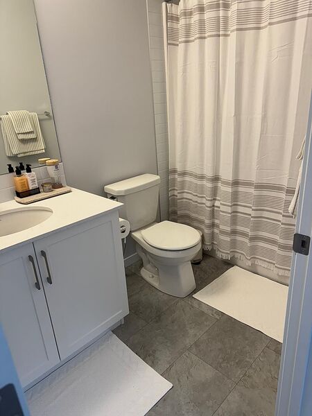 Calgary 1 bedroom Room For Rent for rent. Property photo: 716998-3