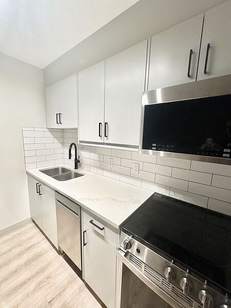 Calgary 1 bedroom Condo Unit for rent. Property photo: 717589-3