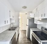 Bright & Spacious 1 Bed Apartment in Quiet Bowness Building – 4340 73 St NW