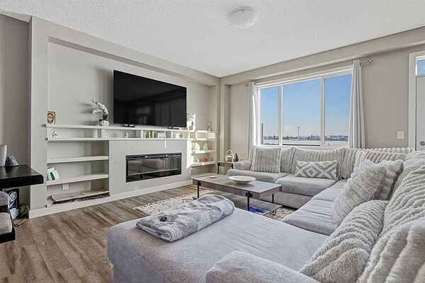 Edmonton 3 bedrooms Townhouse for rent. Property photo: 719376-3