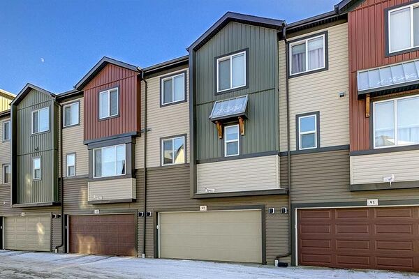Edmonton 3 bedrooms Townhouse for rent. Property photo: 719376-2