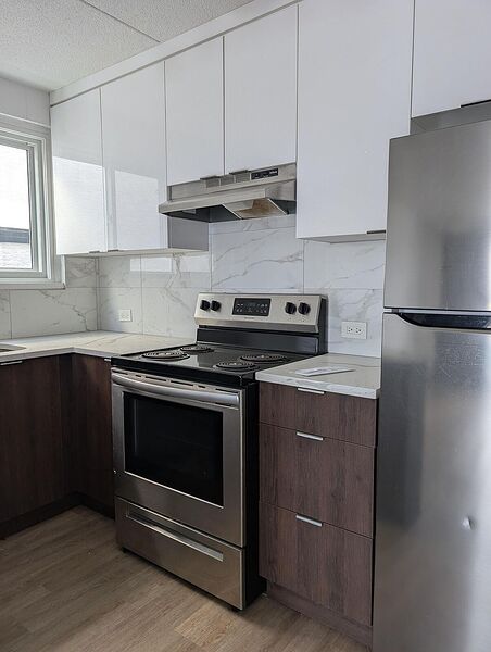 Calgary 1 bedroom Condo Unit for rent. Property photo: 720050-3