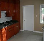 Large Upper One Bedroom in Renfew