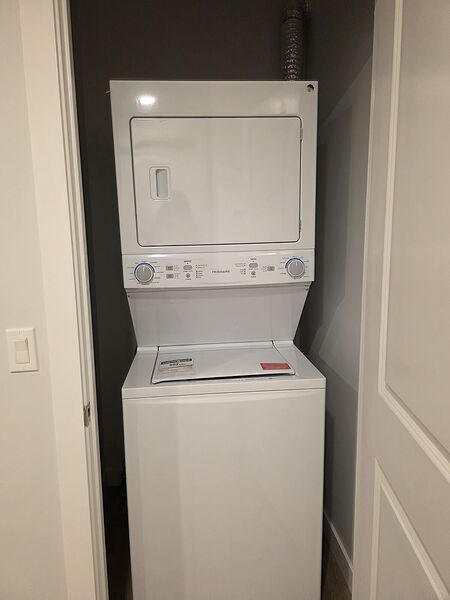Calgary 2 bedrooms Basement for rent. Property photo: 720762-2