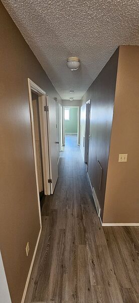 Calgary 3 bedrooms Duplex for rent. Property photo: 720776-2