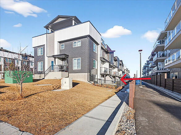 Calgary 2 bedrooms Townhouse for rent. Property photo: 721050-2