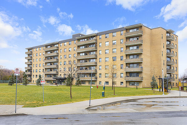Spacious Apartment Living in Etobicoke with Private Balconies