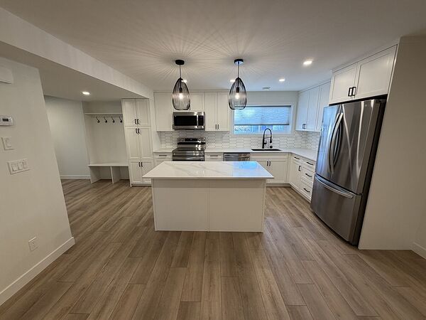 Calgary 2 bedrooms Fourplex for rent. Property photo: 722633-3