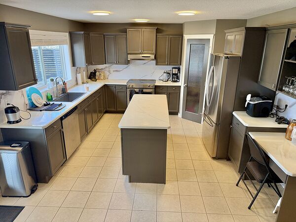 Calgary 1 bedroom Room For Rent for rent. Property photo: 723231-3