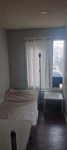 Calgary 1 bedroom Room For Rent for rent. Property photo: 724007-2