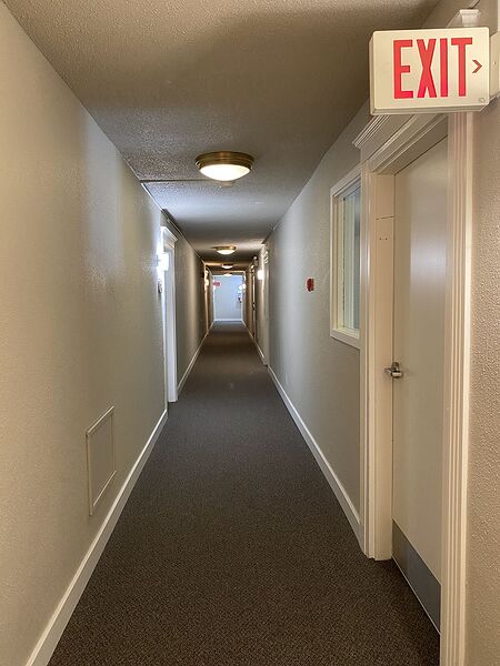 Calgary 2 bedrooms Condo Unit for rent. Property photo: 724507-3