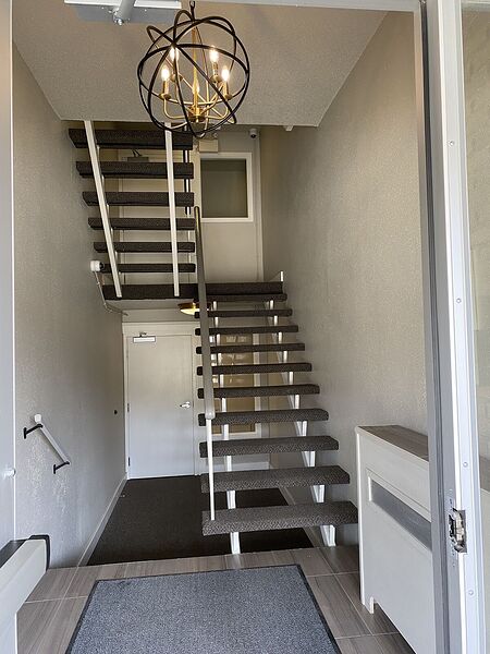 Calgary 2 bedrooms Condo Unit for rent. Property photo: 724507-2