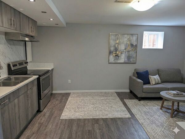 Calgary 2 bedrooms Basement for rent. Property photo: 724563-2