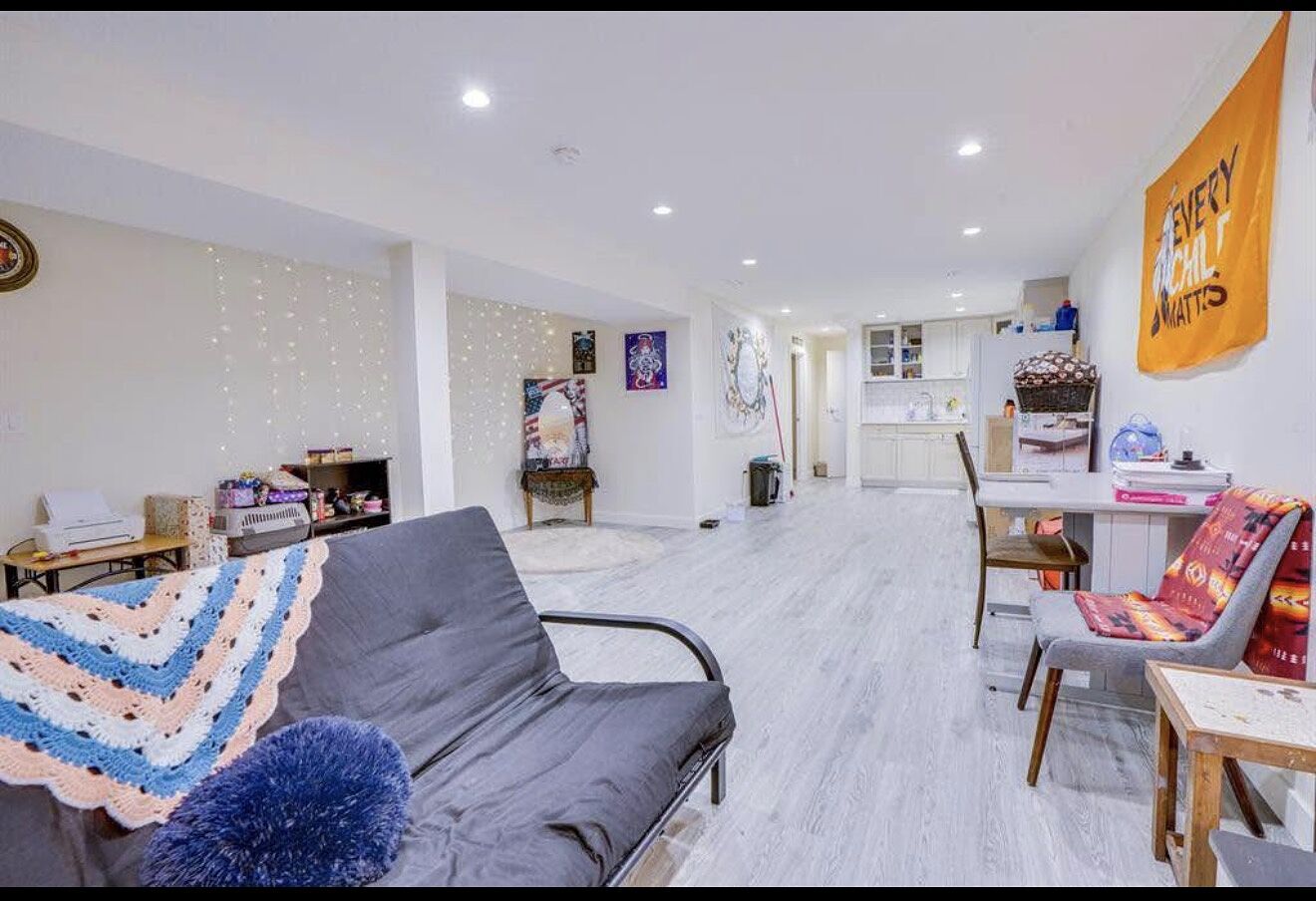 Calgary 1 bedroom Basement for rent. Property photo: 724911-1