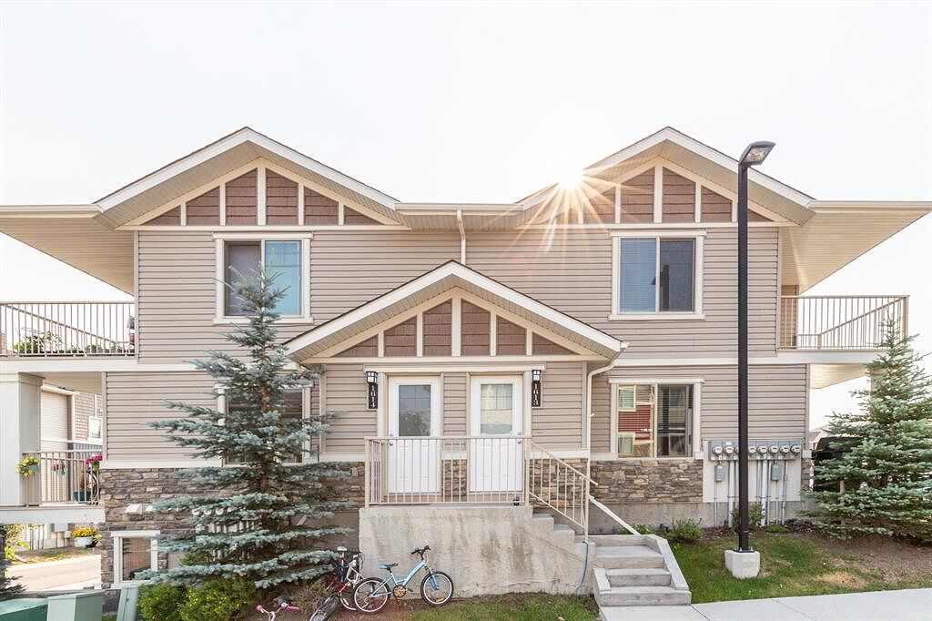 Calgary 2 bedrooms Townhouse for rent. Property photo: 725216-1