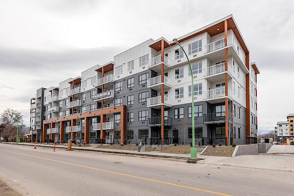 Kelowna 1 bedrooms Apartment for rent. Property photo: 725780-2