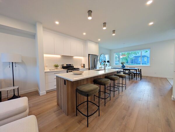 Calgary 3 + Den bedrooms Townhouse for rent. Property photo: 725884-2