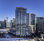 Stunning 1 BR + Den Downtown Condo