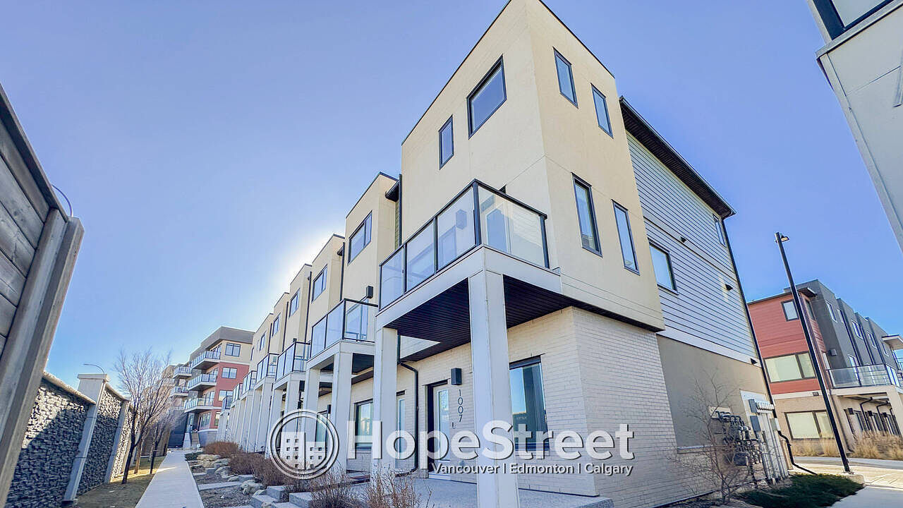 Calgary 2 bedrooms Townhouse for rent. Property photo: 726539-1